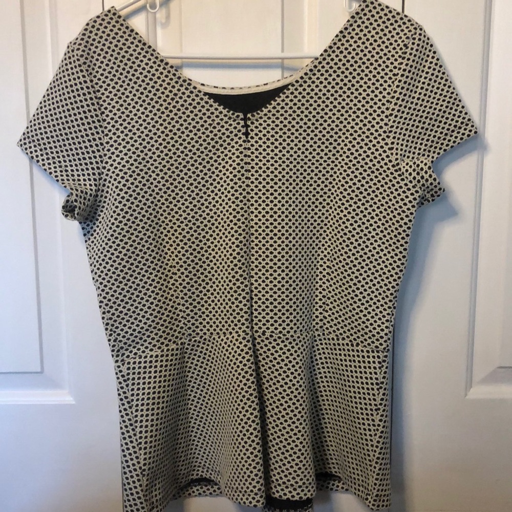 Black & Cream Short Sleeve Top | Banana Republic - Picture 5 of 6